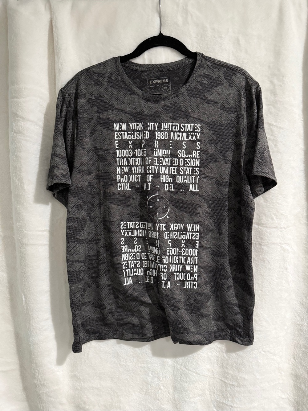 Express Men’s Gray Camo Short Sleeve Tee with White Graphic